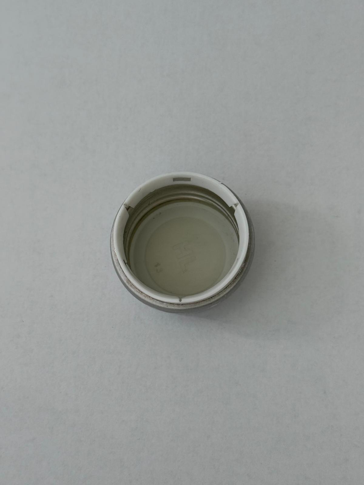 Tappo igienico monouso momentaneo filettato color argento per bottiglie – Confezione da 100 pezzi